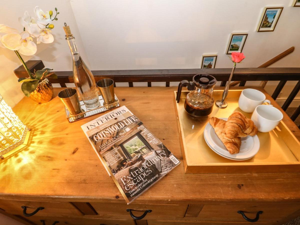 The Cheese Room Moreton-in-Marsh Екстер'єр фото