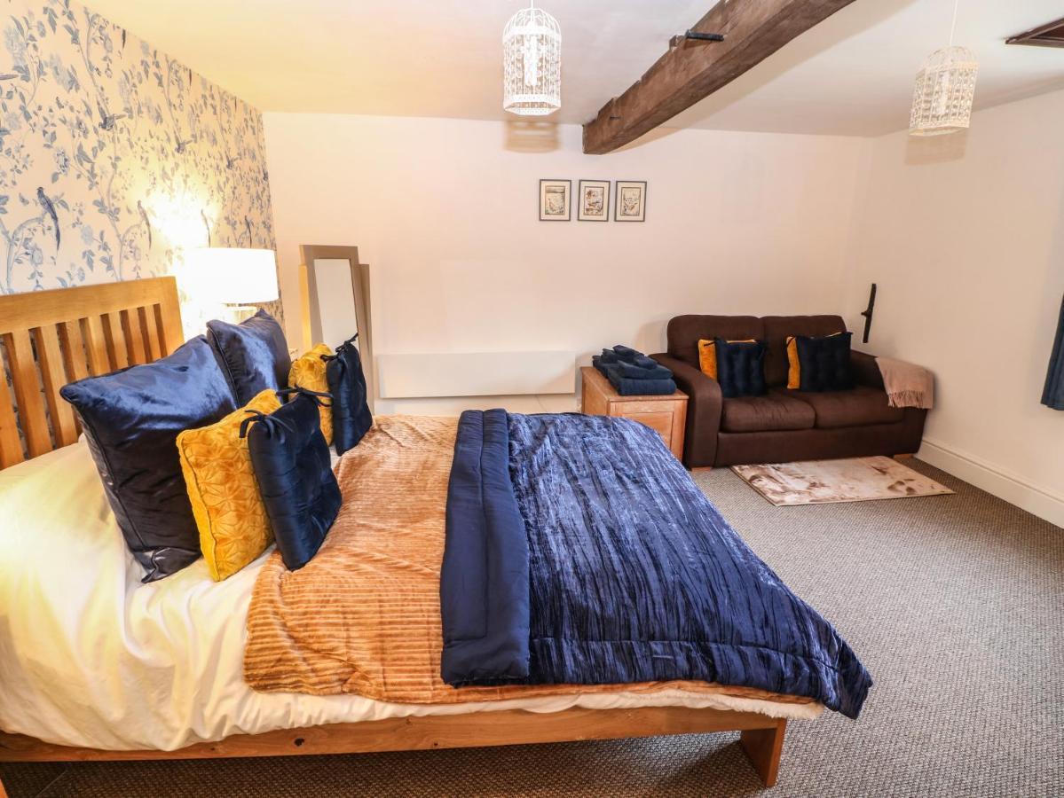 The Cheese Room Moreton-in-Marsh Екстер'єр фото